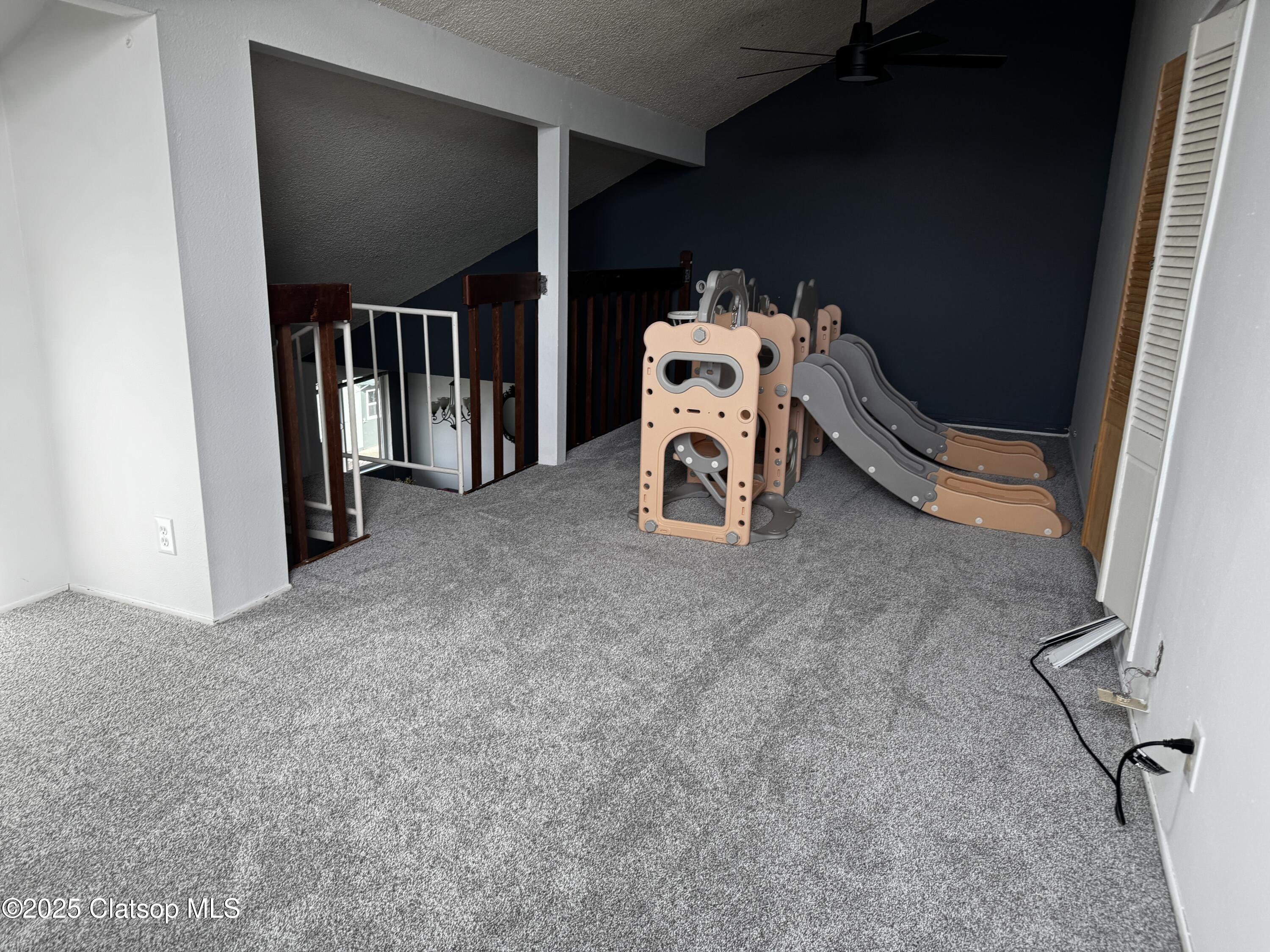 353 Ne Skipanon Property Photo 22