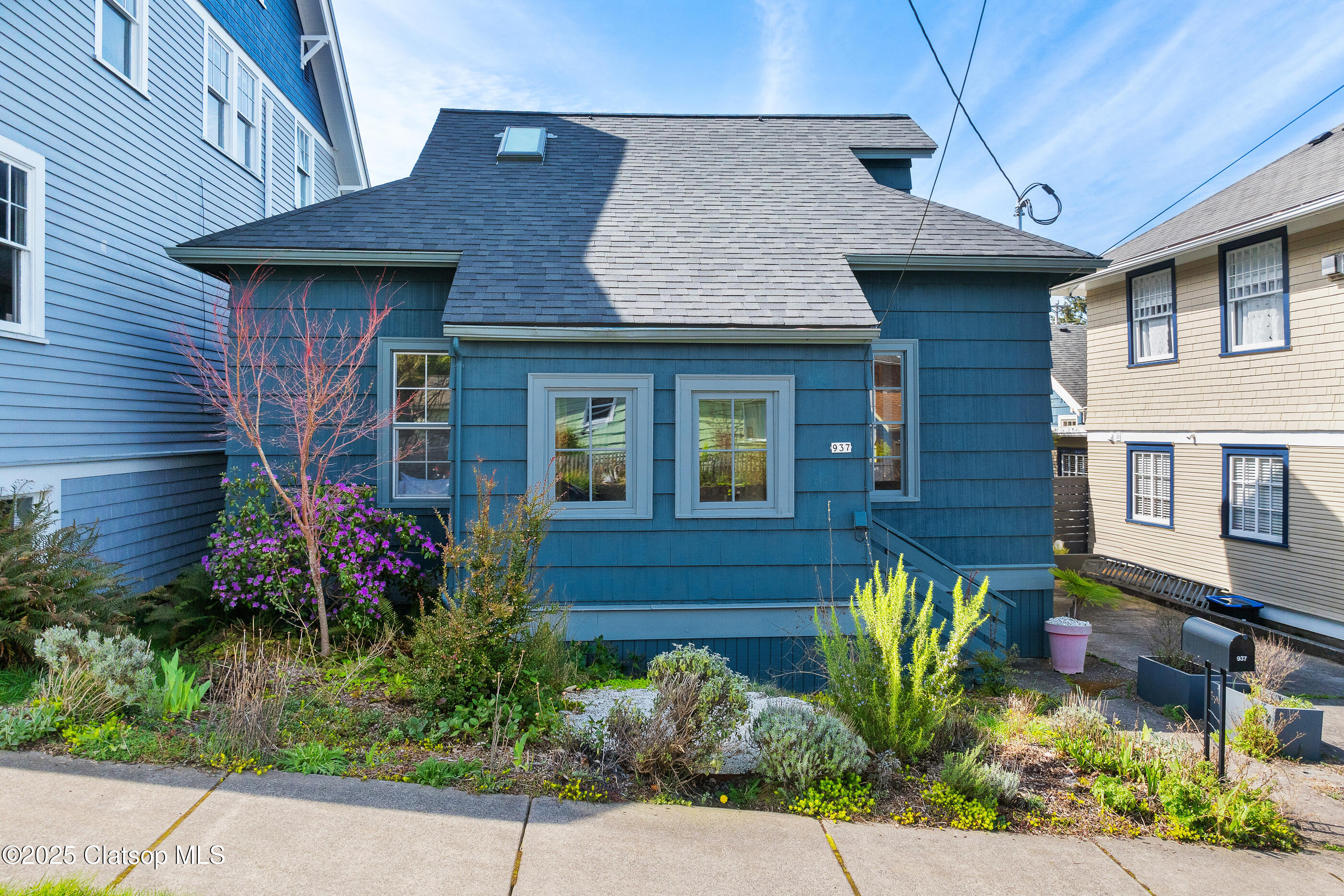 937 14th Street Property Photo 1