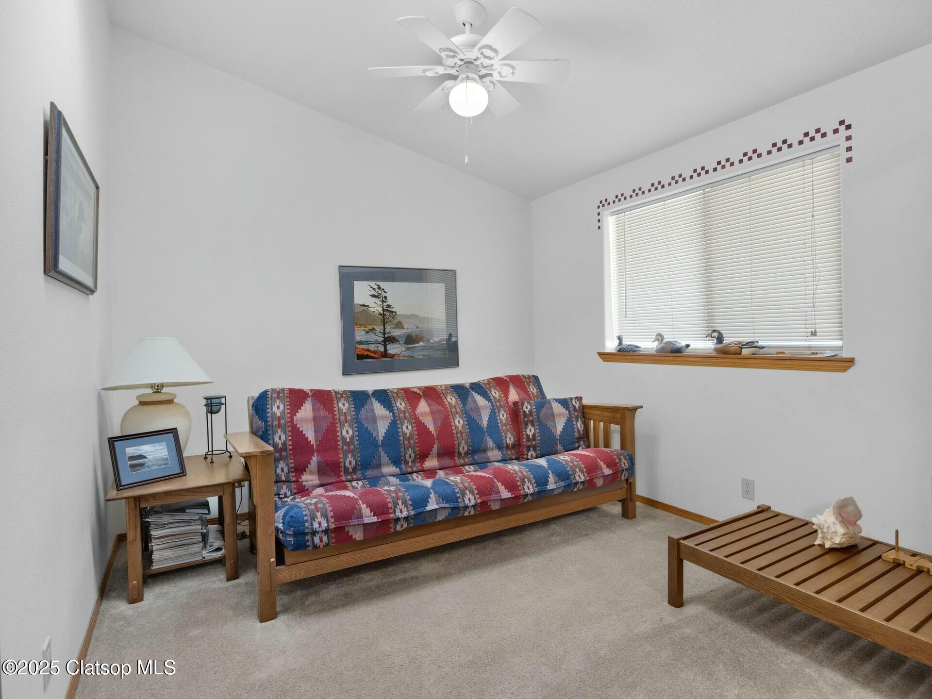 368-370 4th Place Property Photo 23