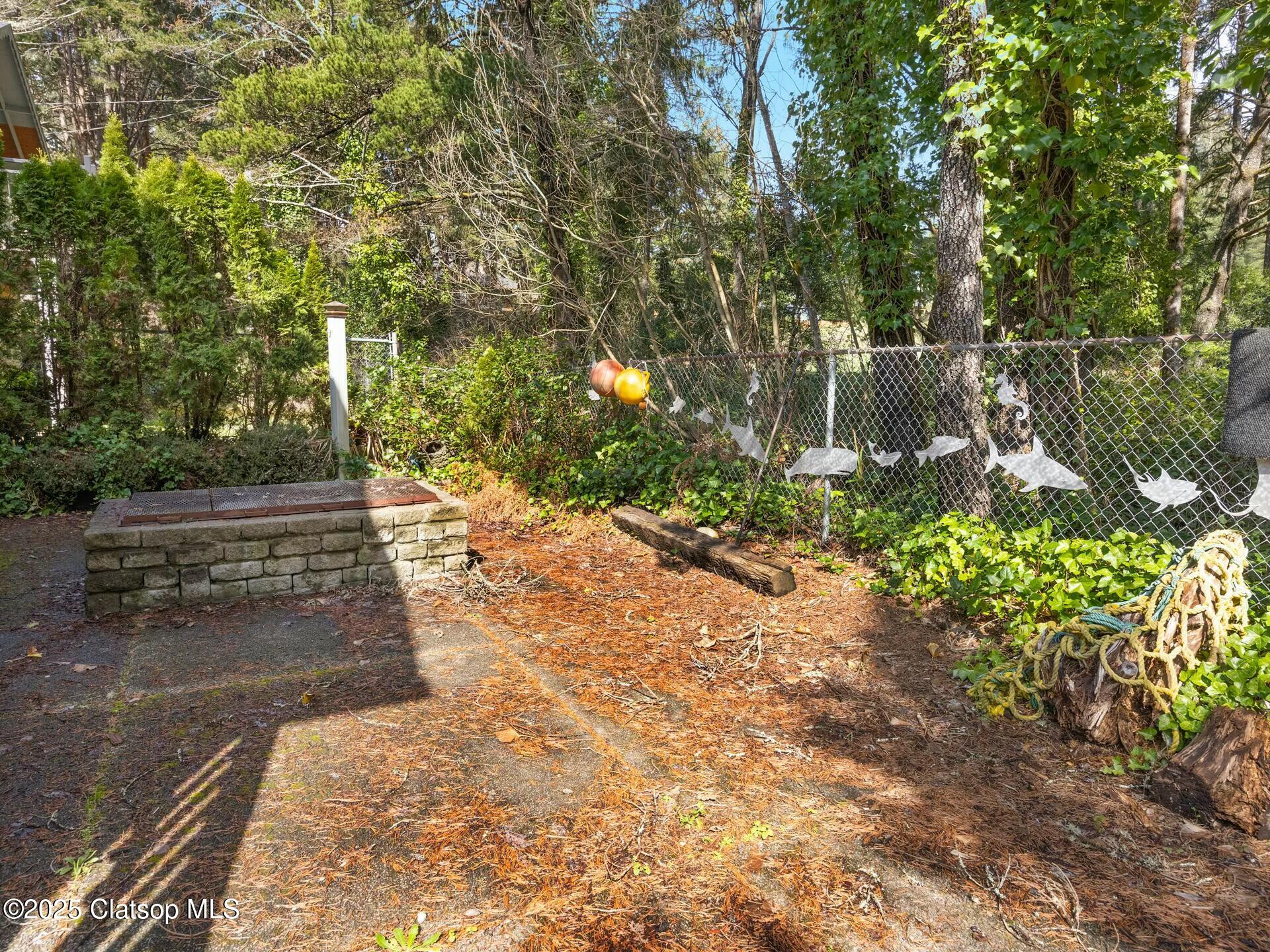 368-370 4th Place Property Photo 36