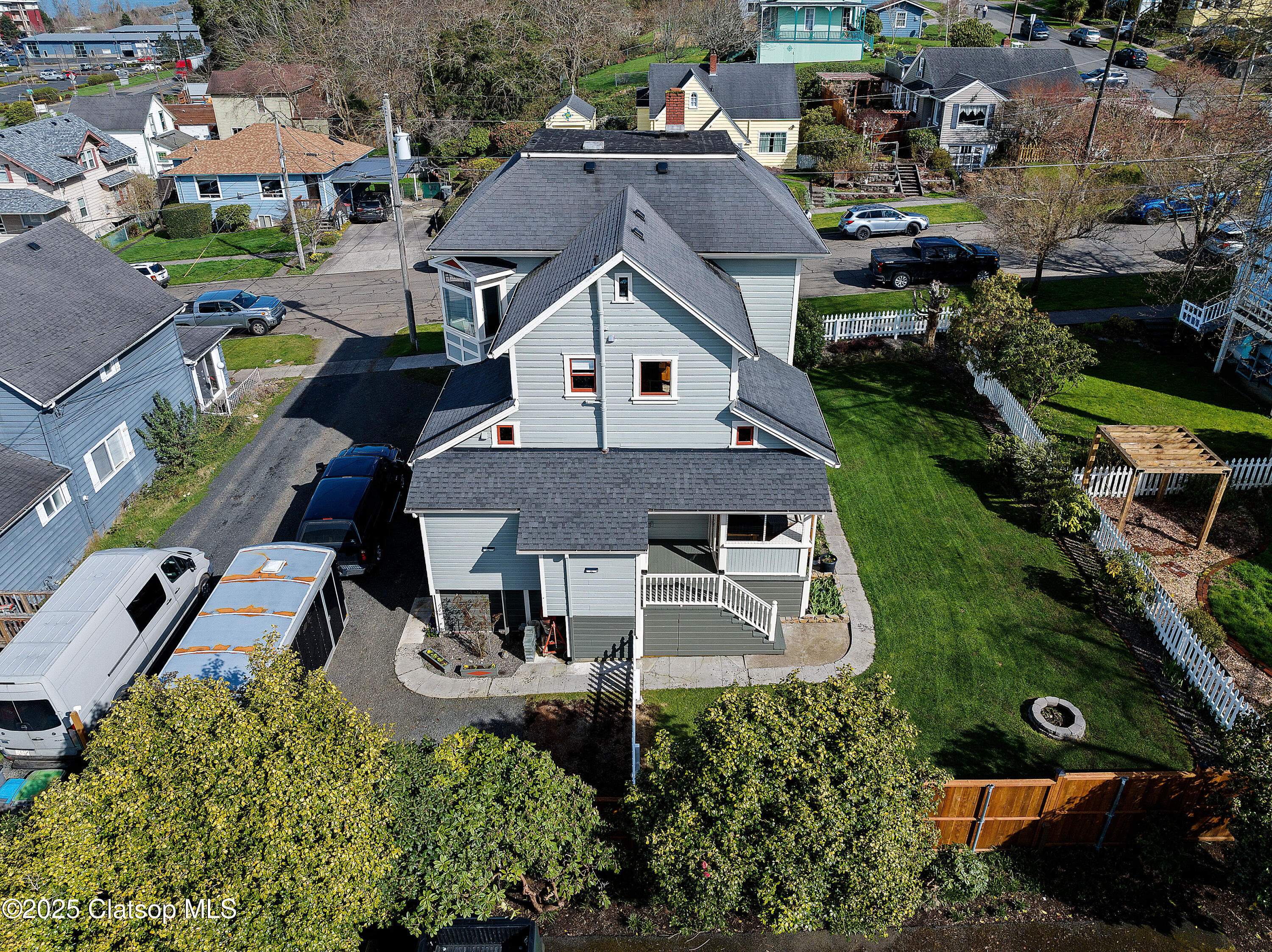 369 37th Street Property Photo 40