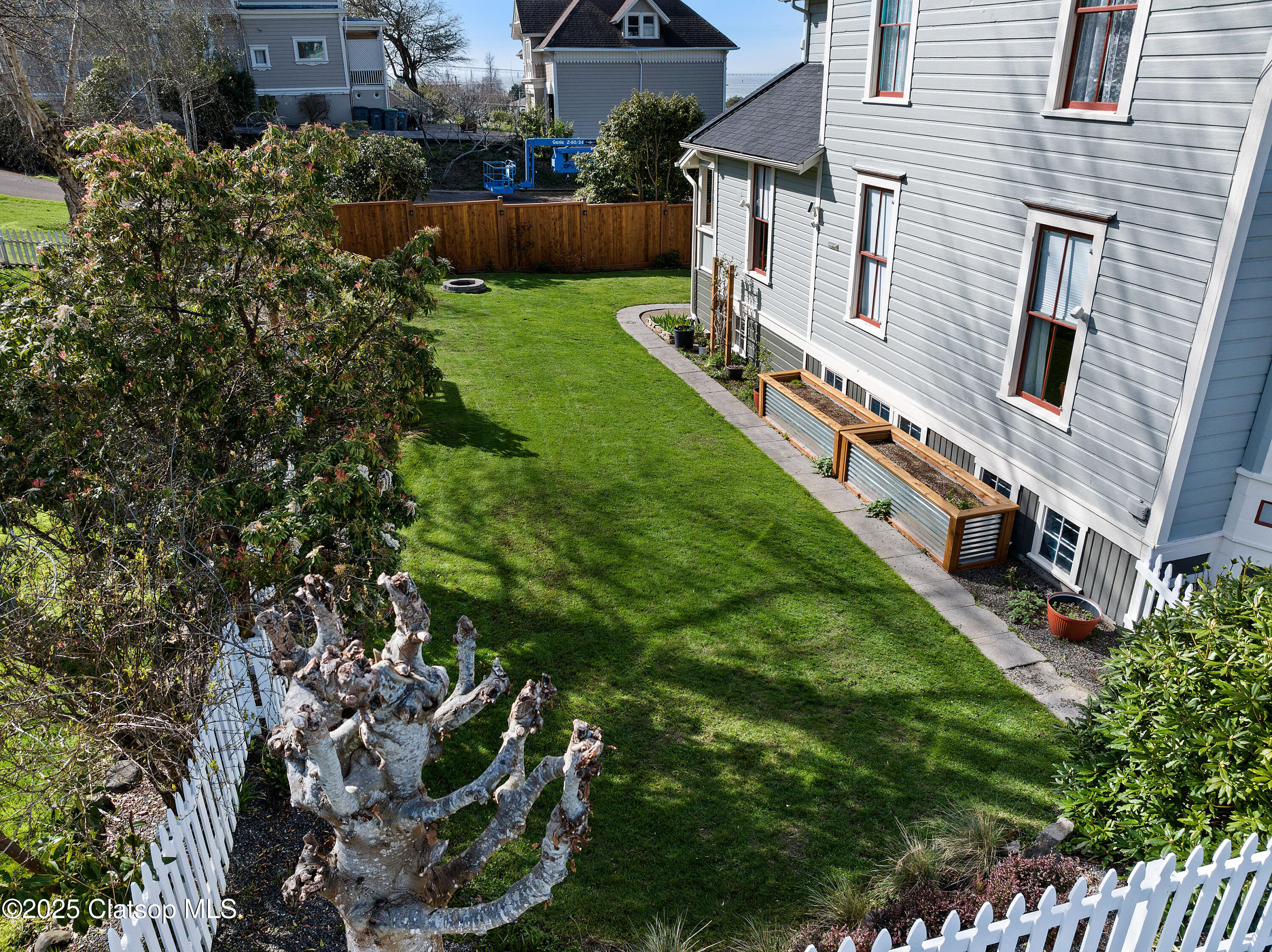 369 37th Street Property Photo 41