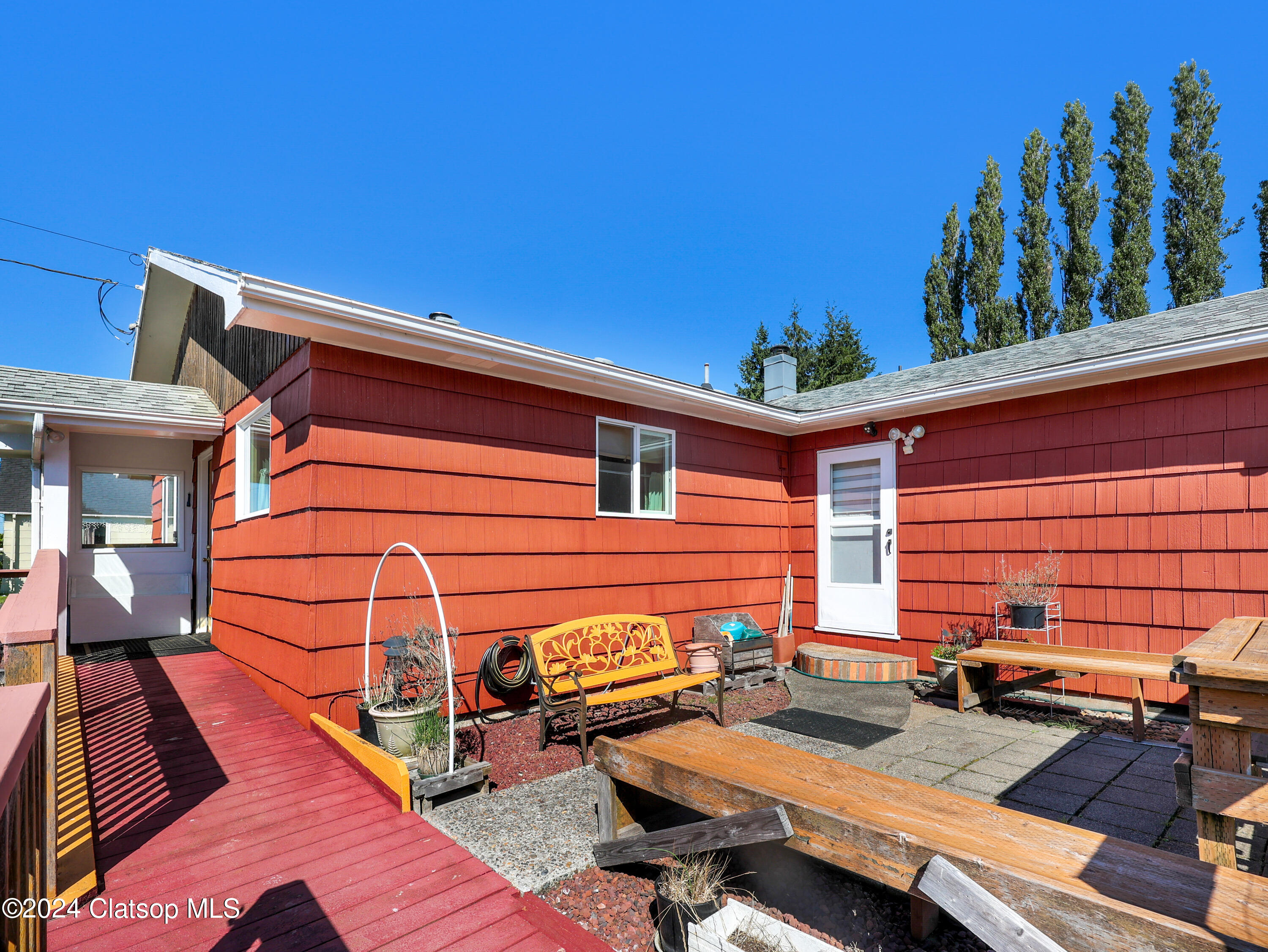 92277 Youngs River Road Property Photo 7