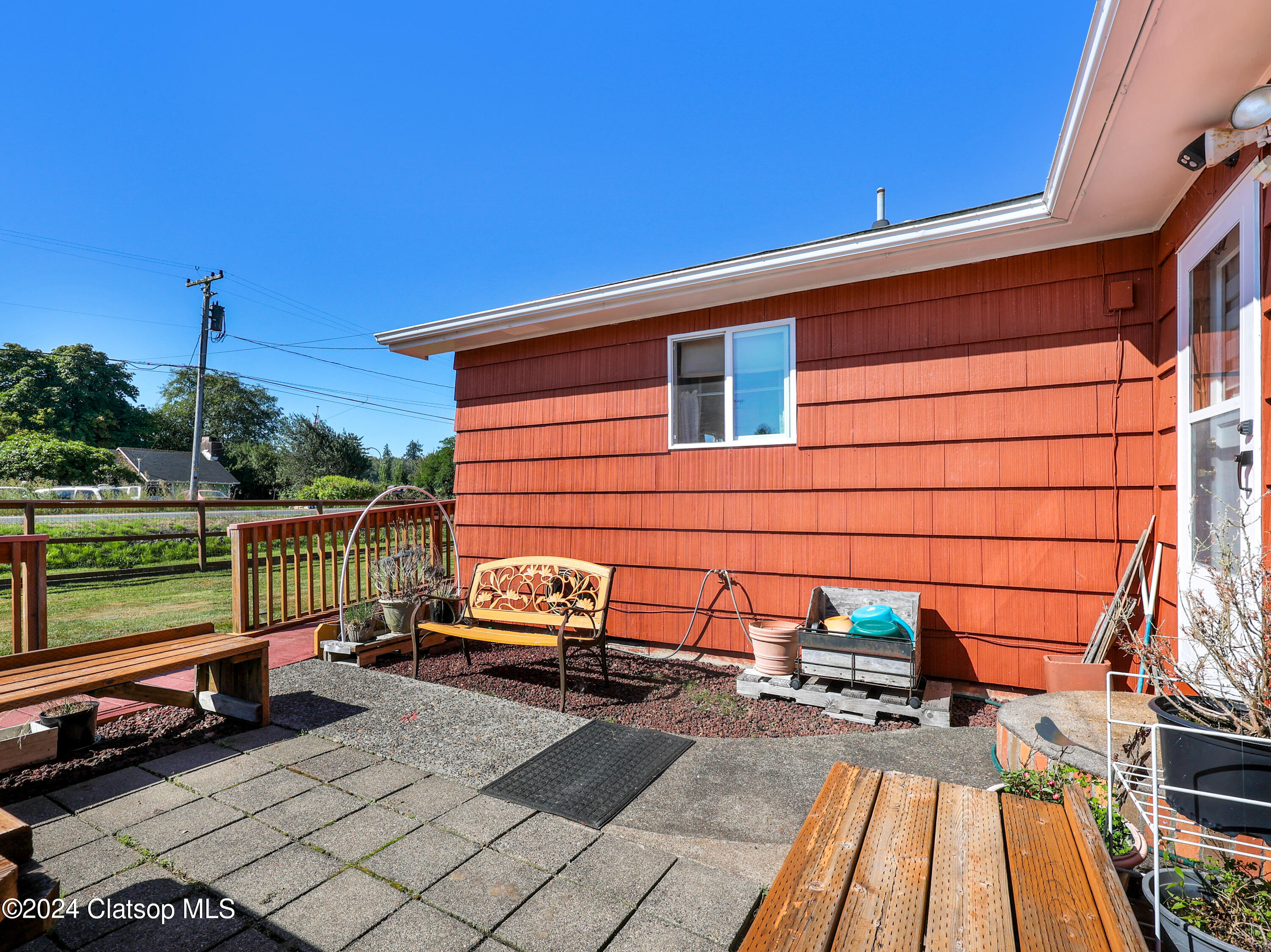 92277 Youngs River Road Property Photo 8