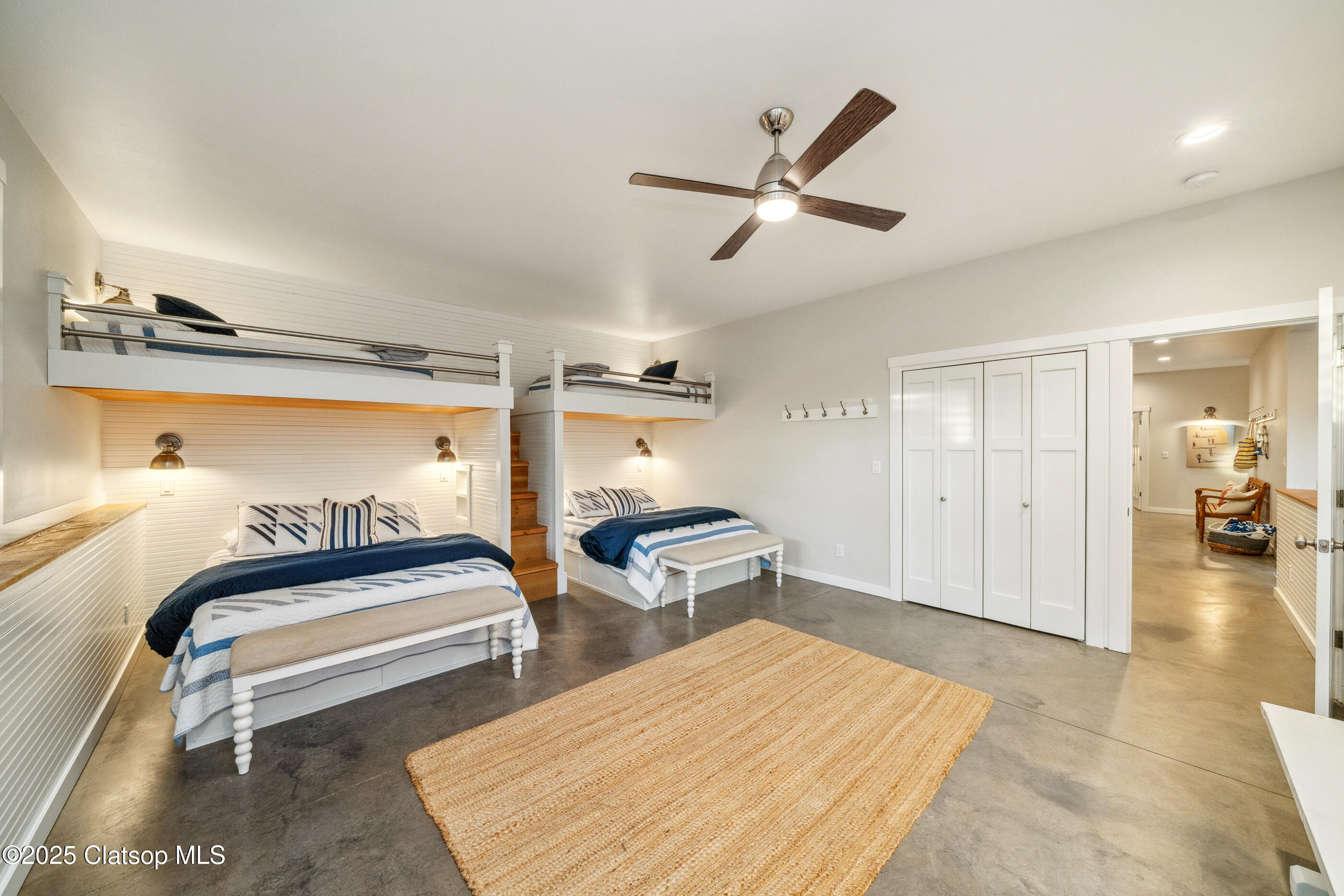 958 Beach Street Property Photo 29