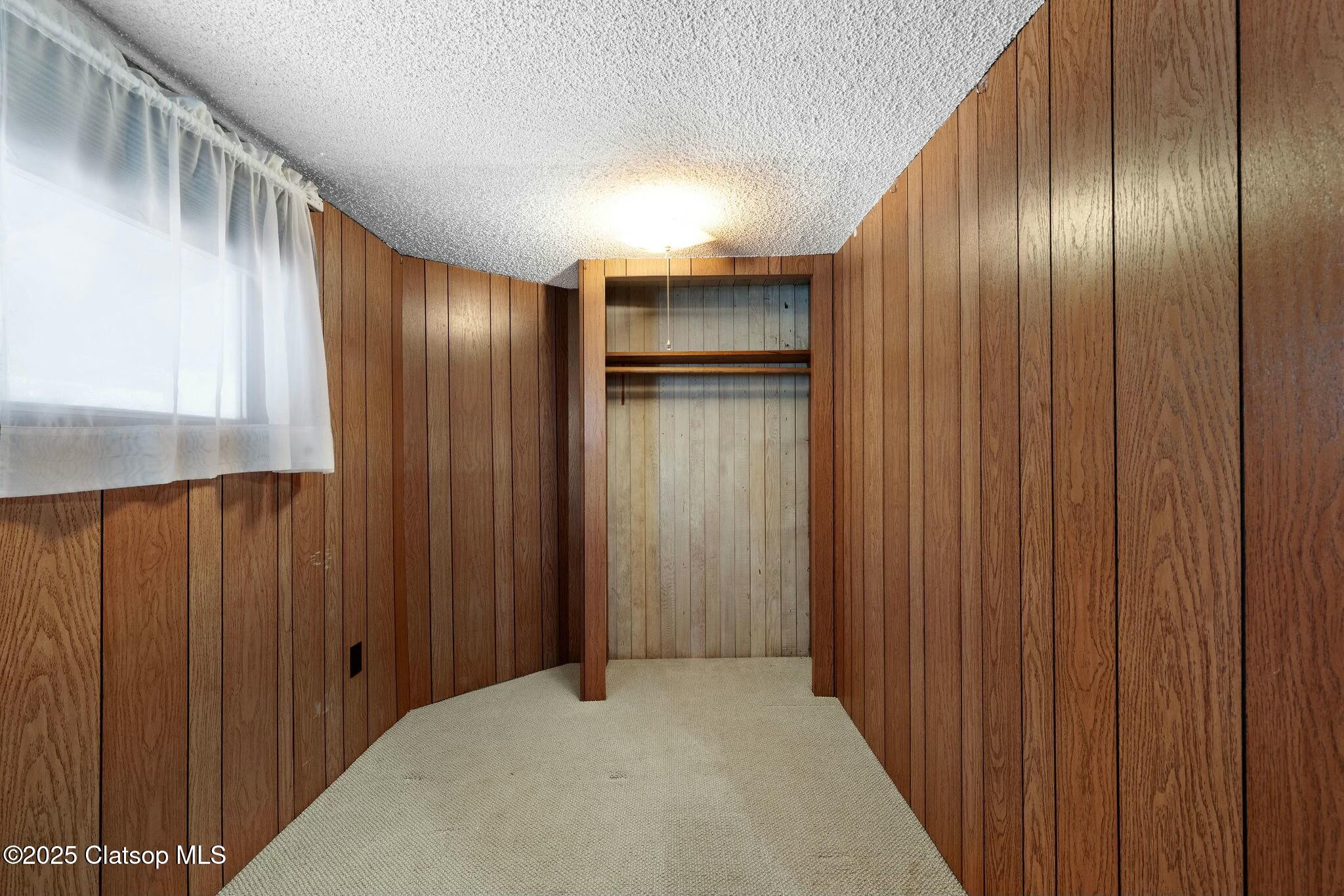 560 S Downing Street Property Photo 17