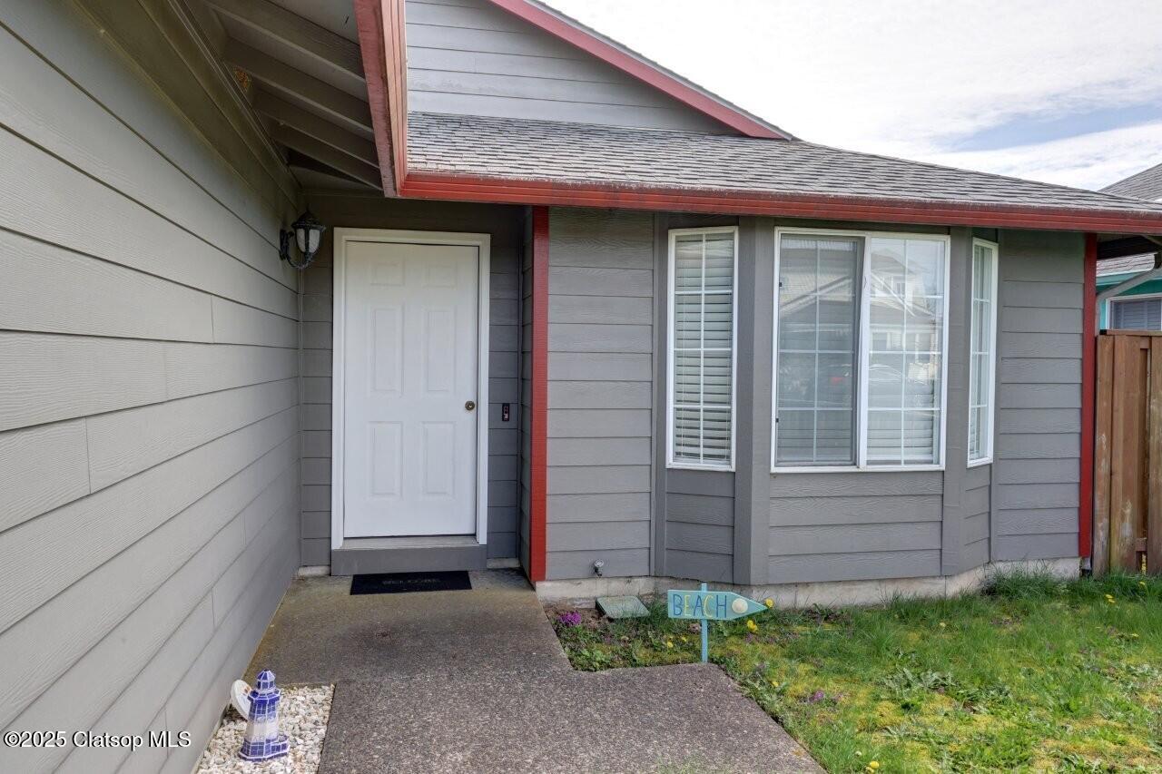 823 4th Avenue Property Photo 4