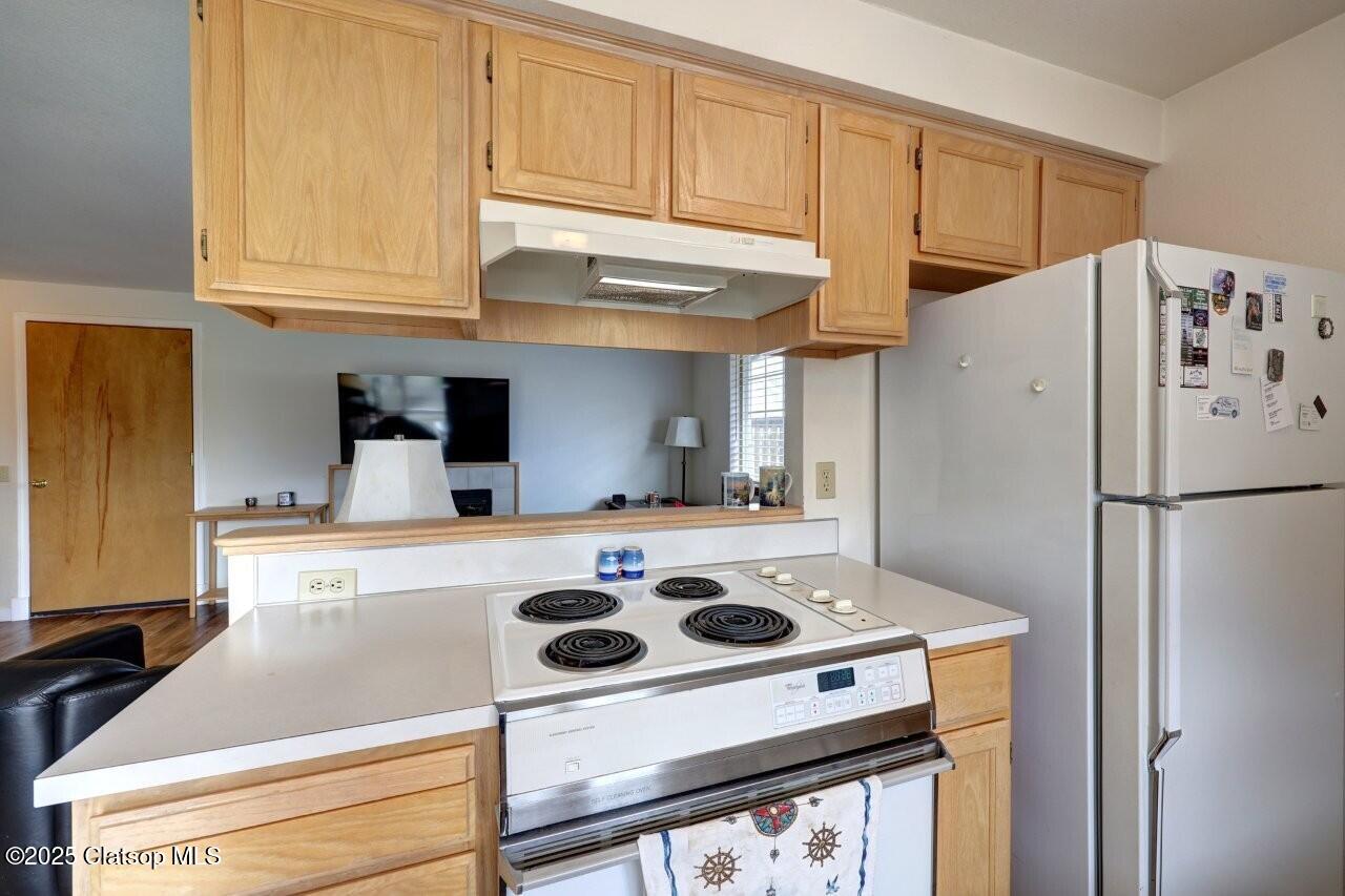 823 4th Avenue Property Photo 10