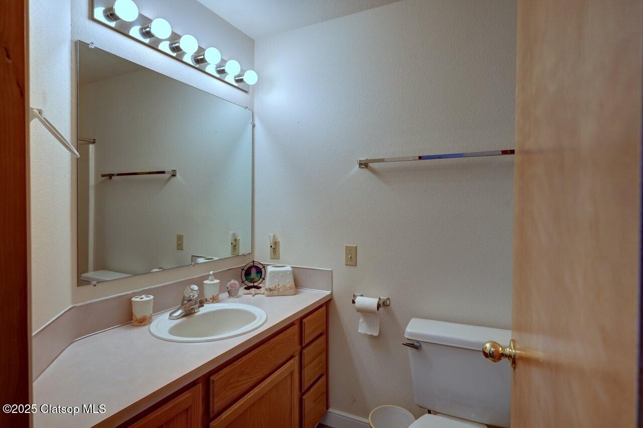 823 4th Avenue Property Photo 20