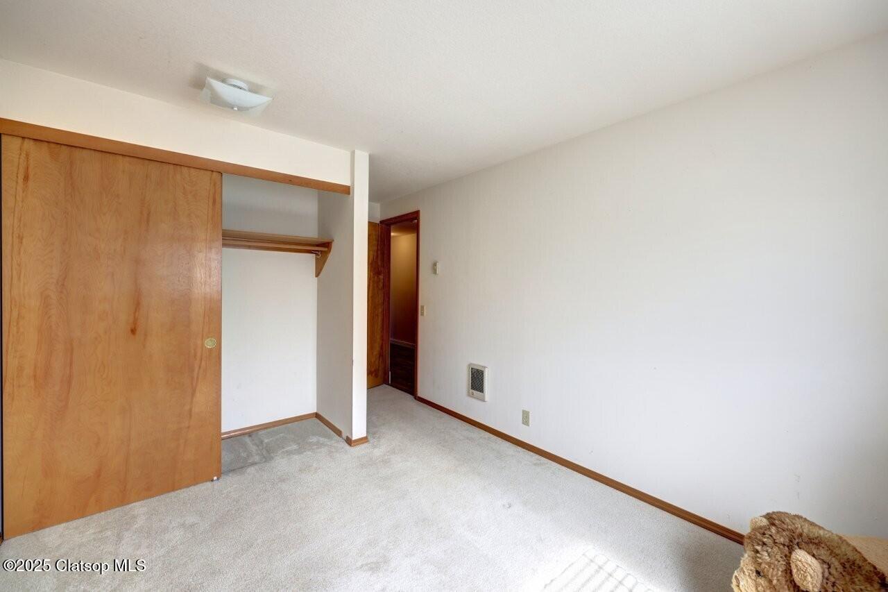 823 4th Avenue Property Photo 25