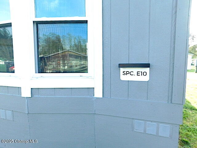 110 Nw 4th Street #e-10 Property Photo 4
