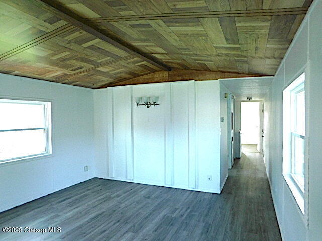 110 Nw 4th Street #e-10 Property Photo 7