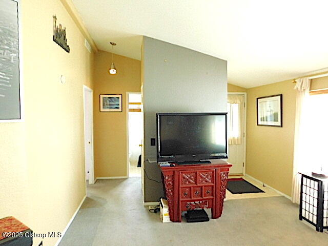 1100 Nw Warrenton Property Photo 11