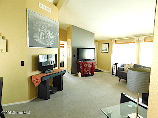 1100 Nw Warrenton Property Photo 12