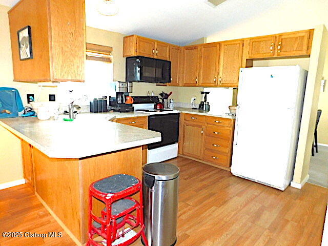1100 Nw Warrenton Property Photo 16