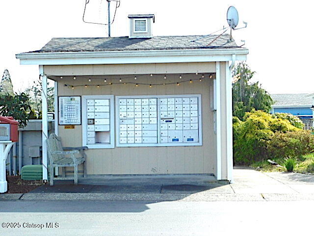 1100 Nw Warrenton Property Photo 31