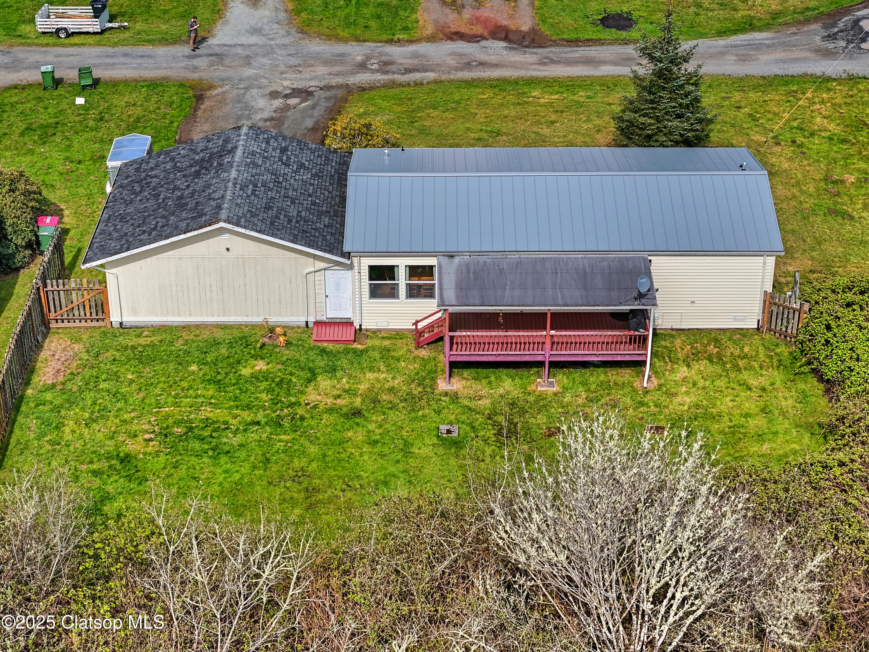 304 8th Avenue Property Photo 2