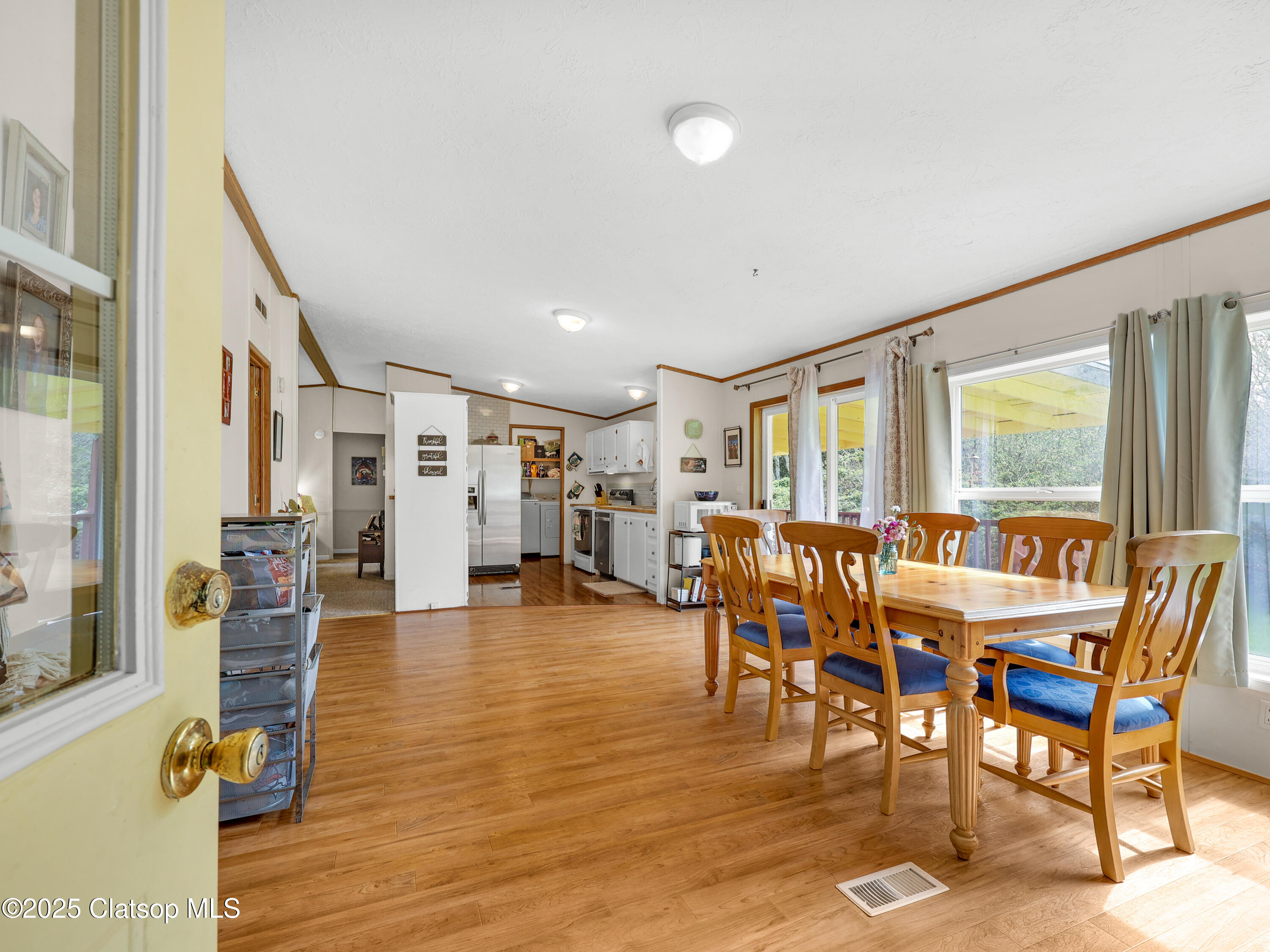 304 8th Avenue Property Photo 8