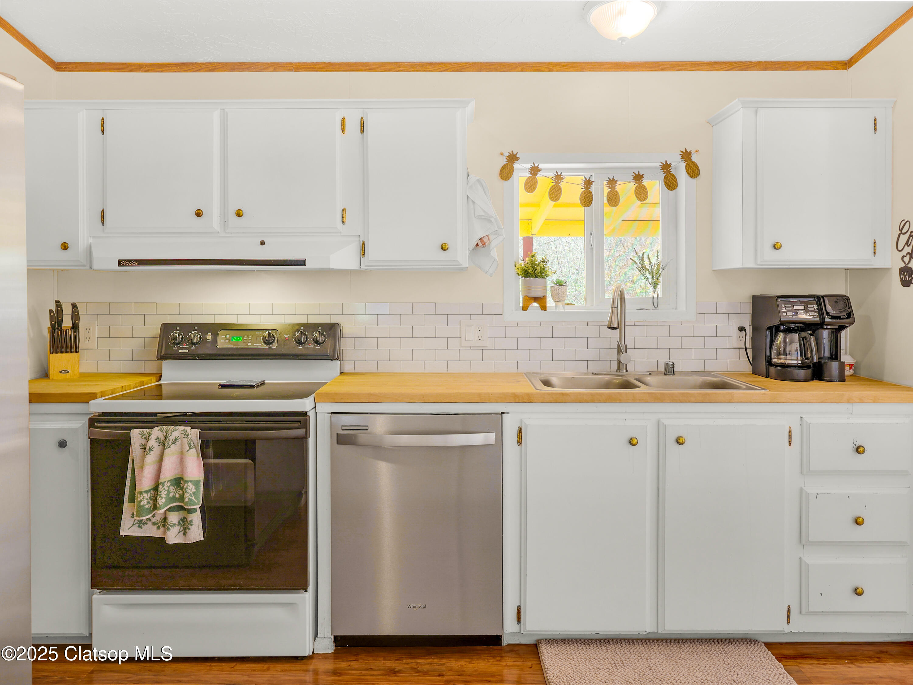 304 8th Avenue Property Photo 12