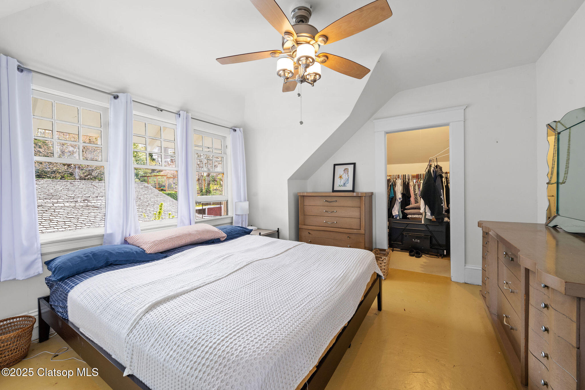 1219 Jerome Avenue Property Photo 37
