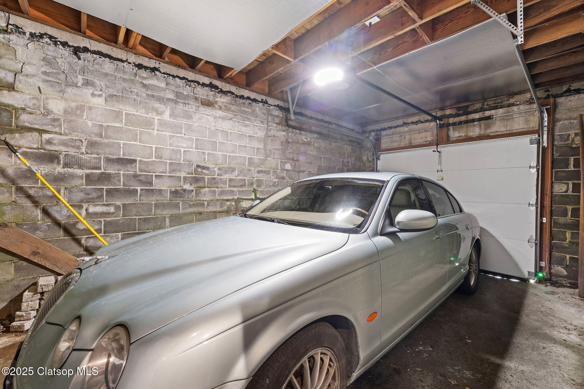 1219 Jerome Avenue Property Photo 41