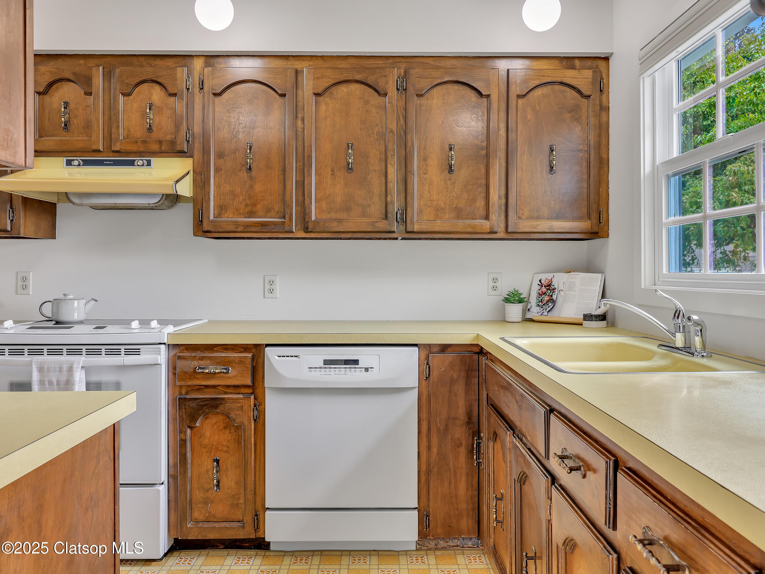 3543 Harrison Drive Property Photo 13