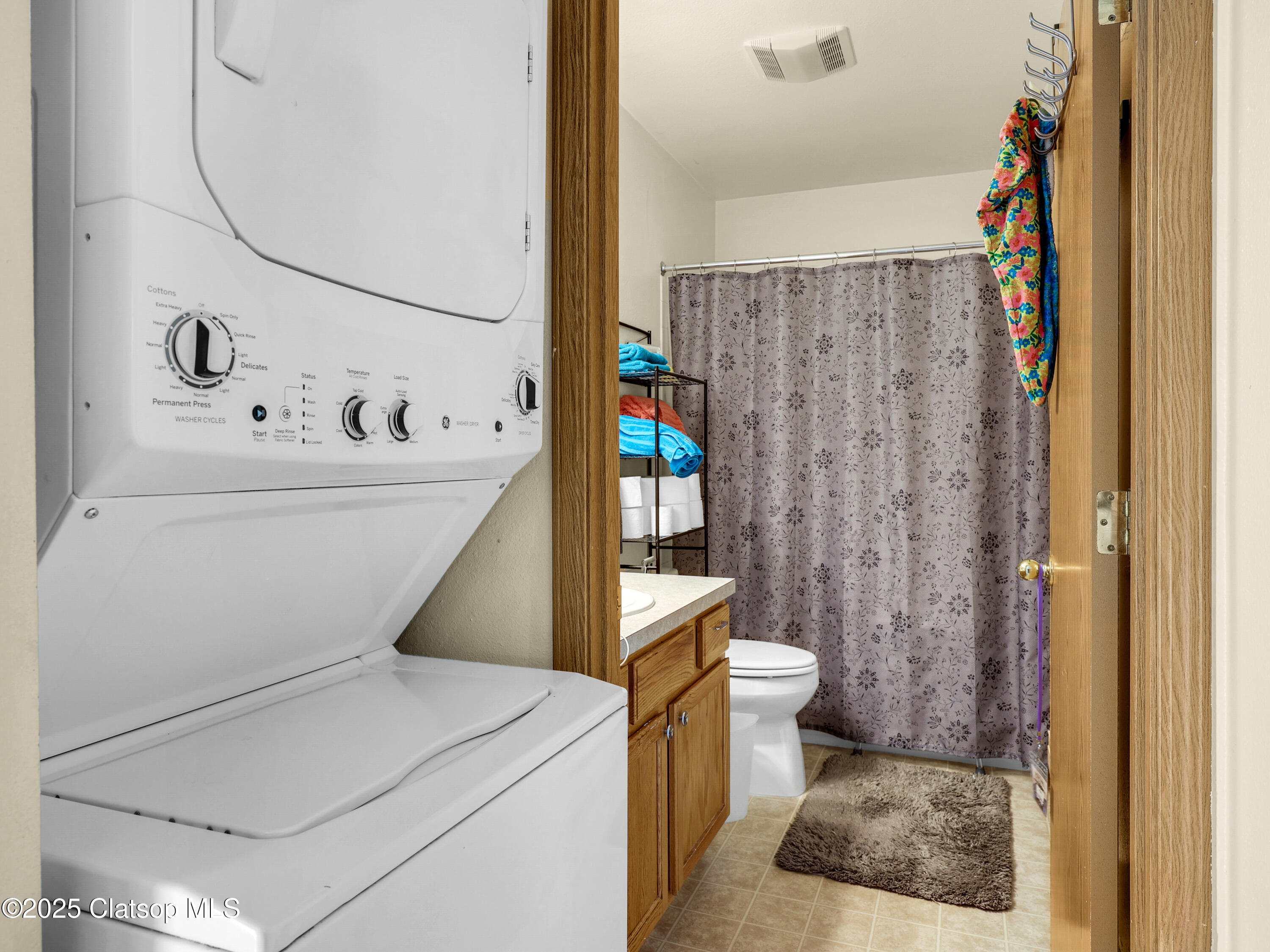 327 Ne Skipanon Drive Property Photo 4