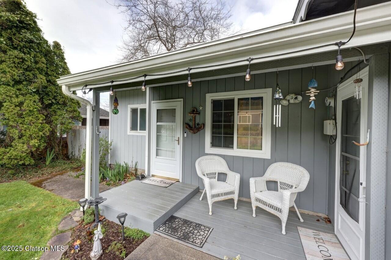 264 Elliott Way Property Photo 4