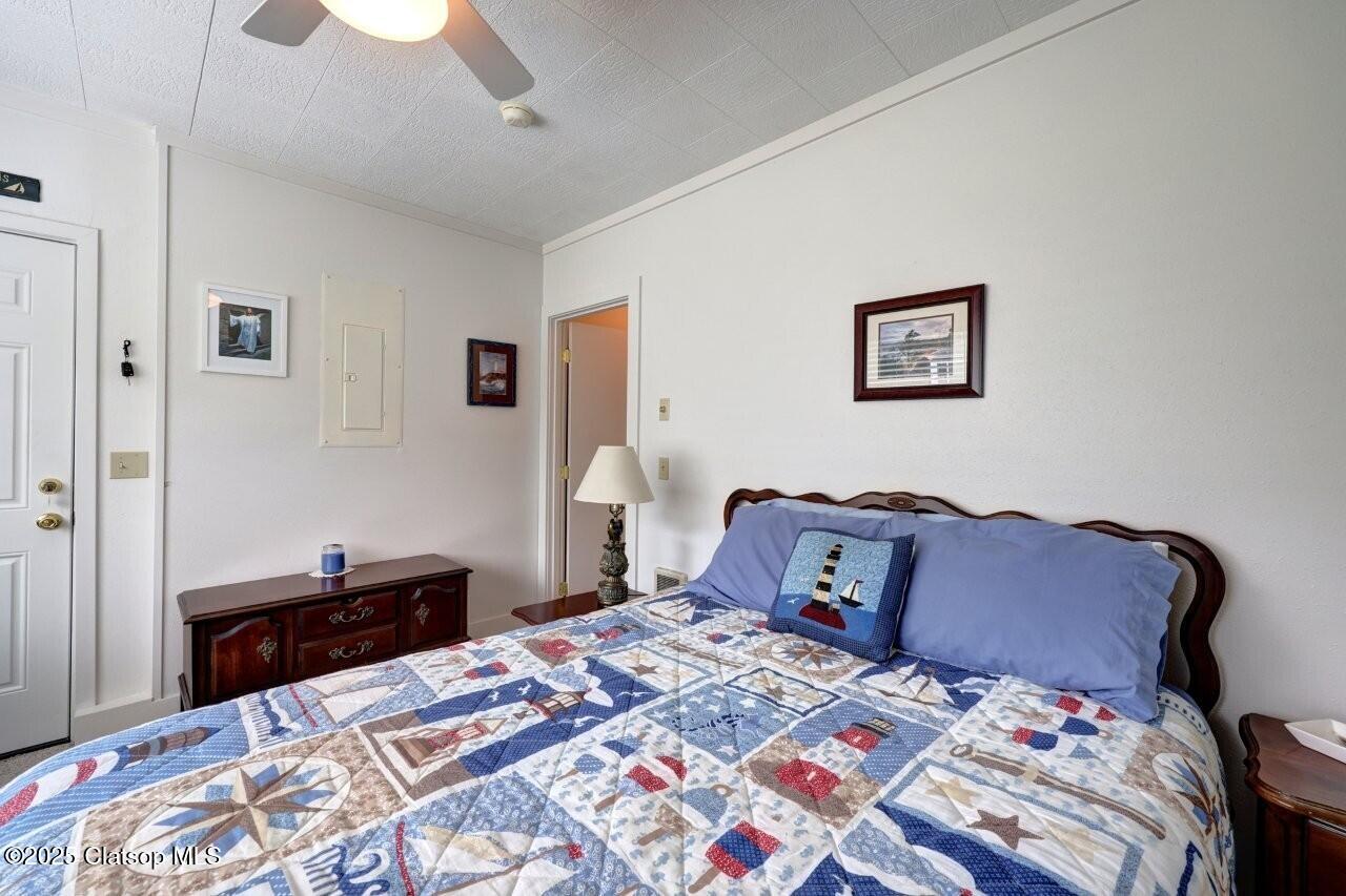 264 Elliott Way Property Photo 18