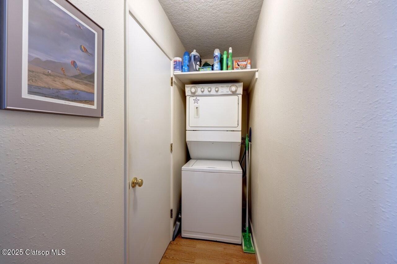 264 Elliott Way Property Photo 25