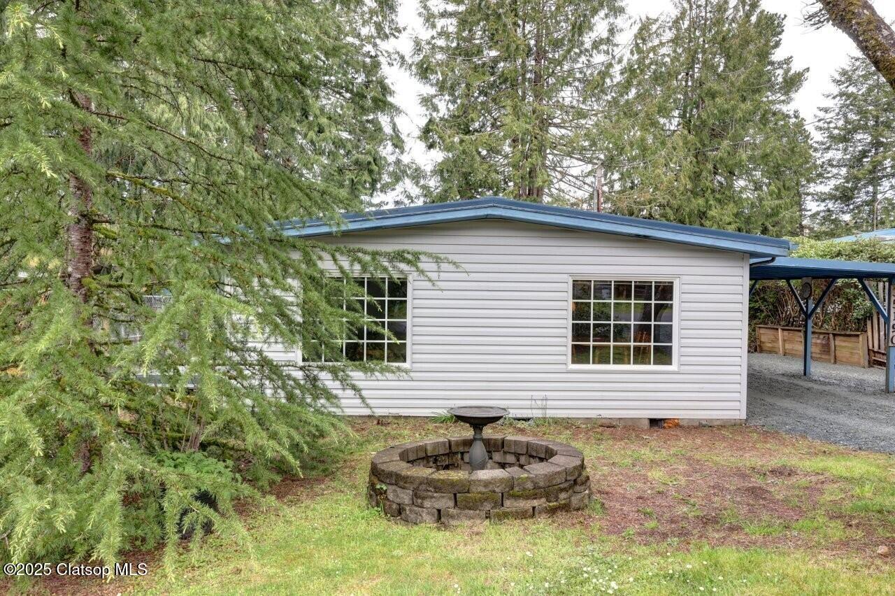 35190 The Glade Property Photo 3