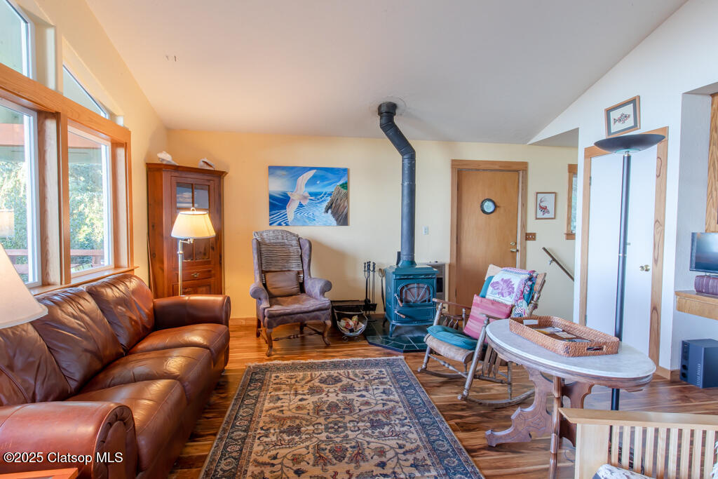 9585 Scenic View Drive Property Photo 3