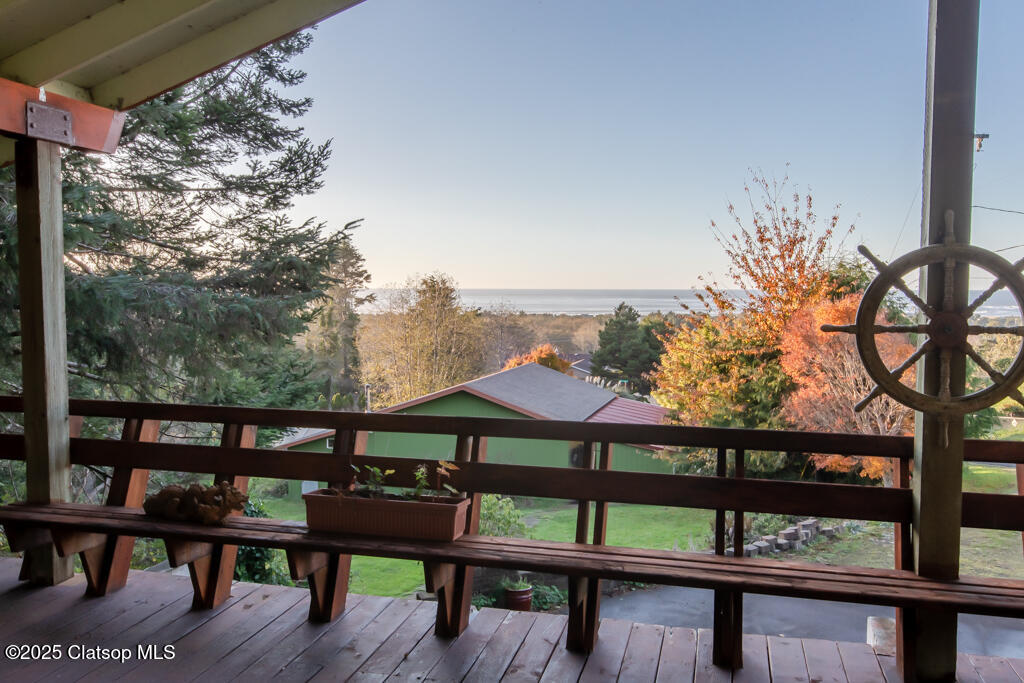 9585 Scenic View Drive Property Photo 16