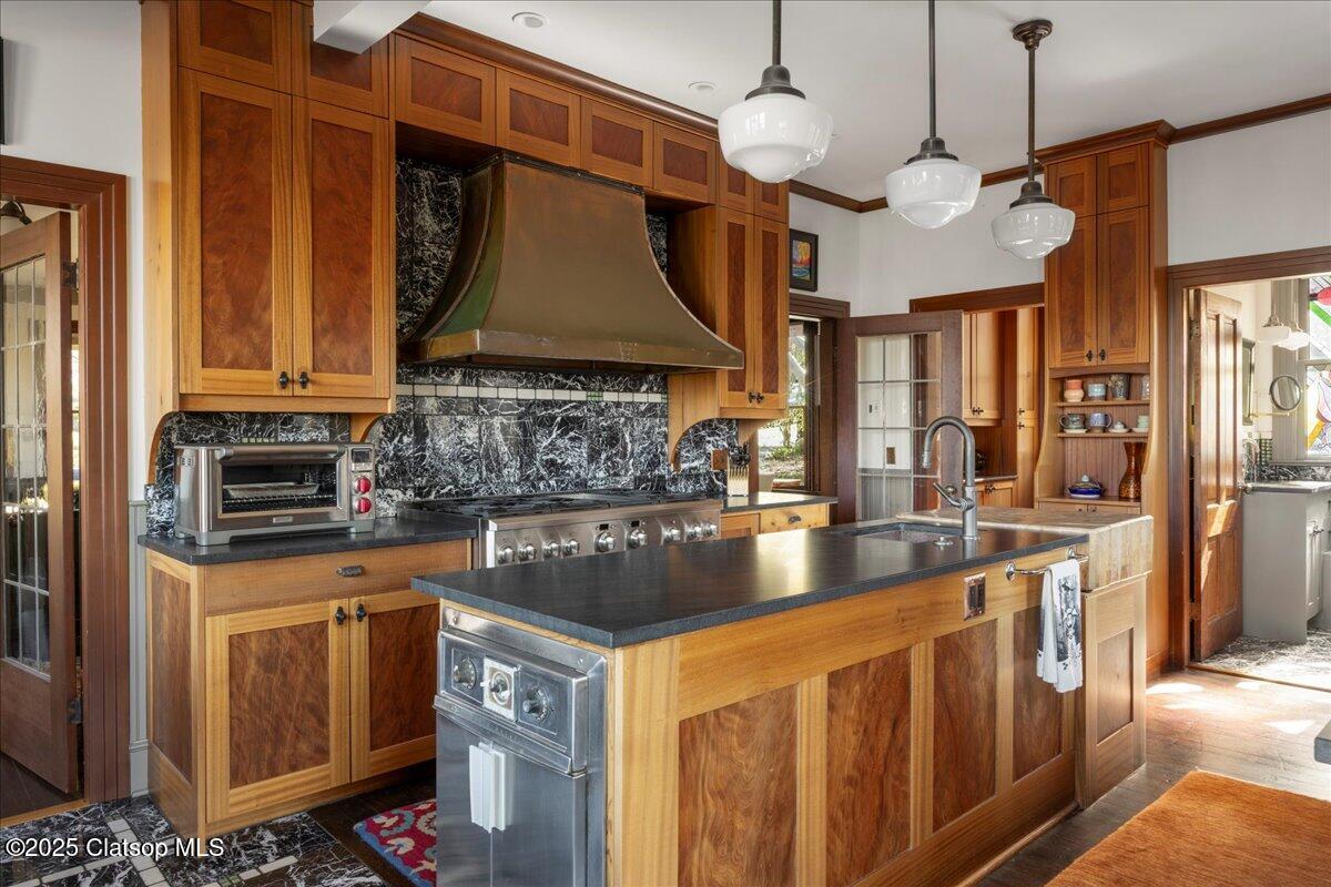 1175 11th Street Property Photo 33