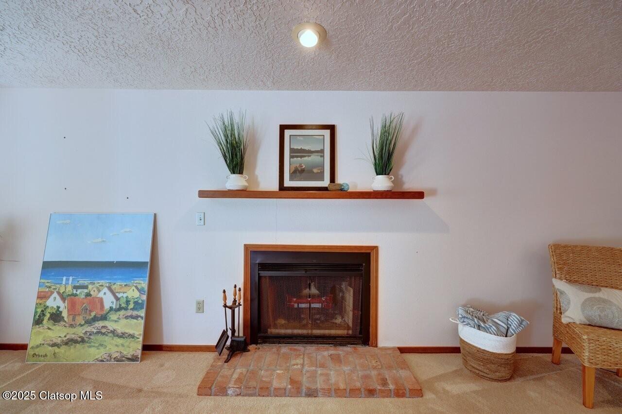 1616 S Edgewood Street Property Photo 9