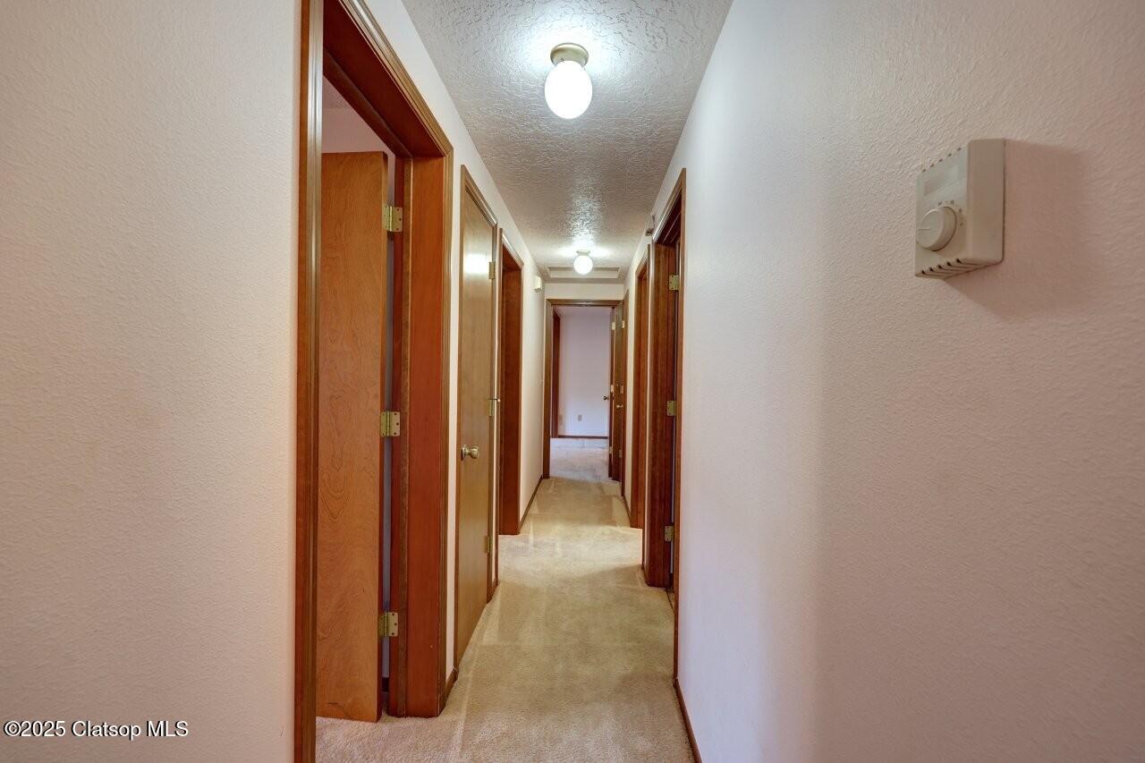 1616 S Edgewood Street Property Photo 20
