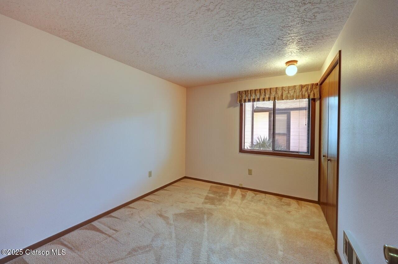 1616 S Edgewood Street Property Photo 21