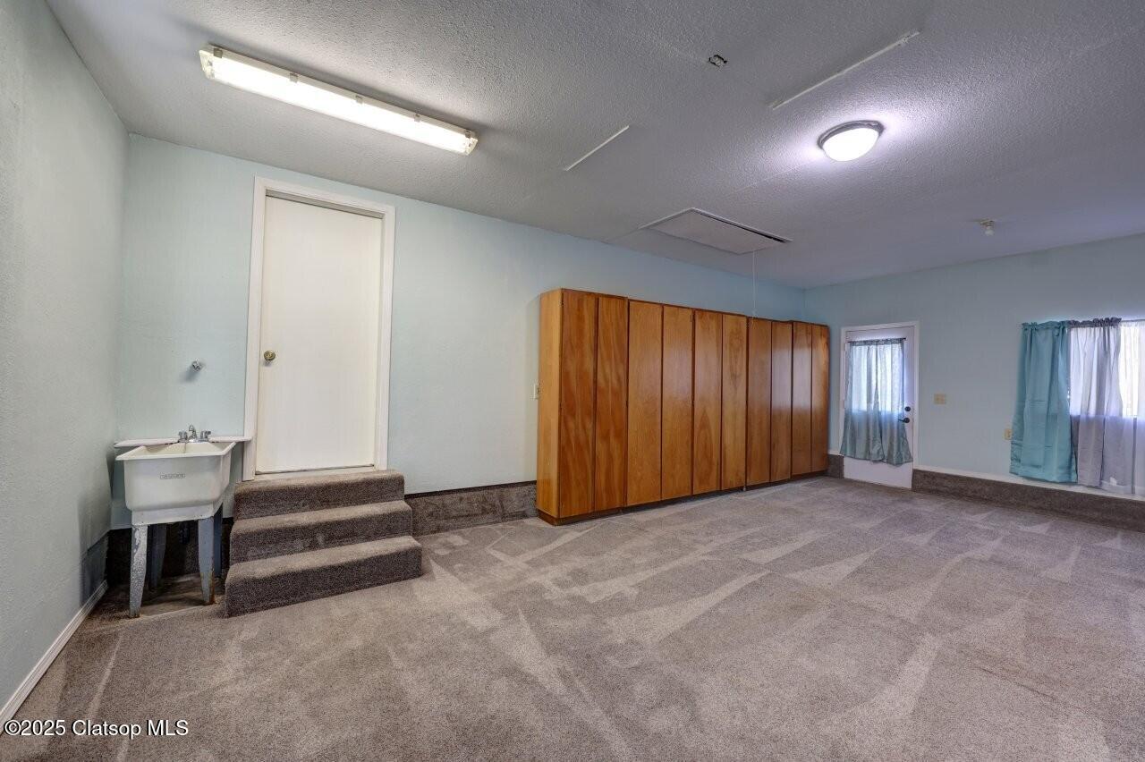 1616 S Edgewood Street Property Photo 26