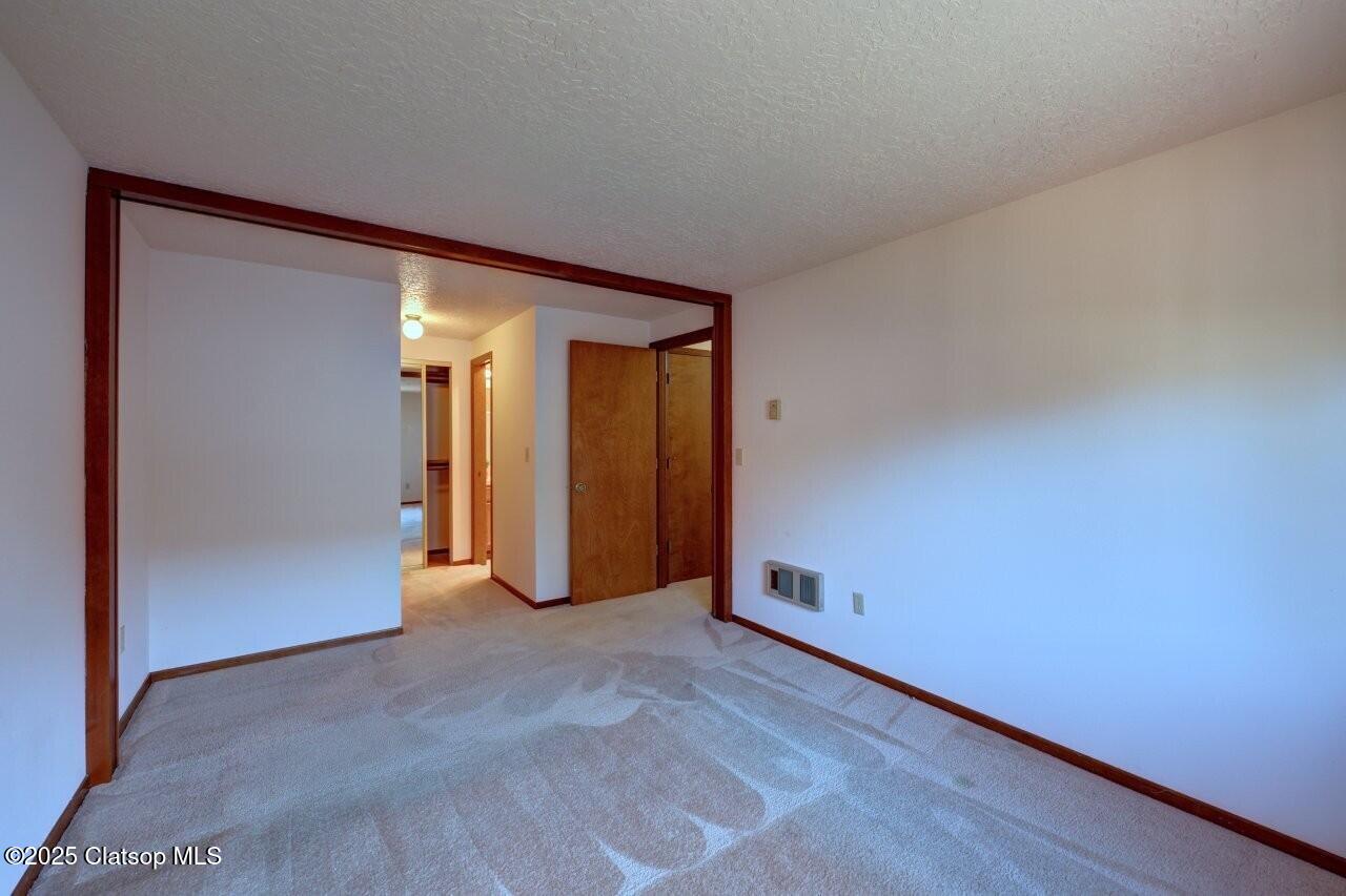 1616 S Edgewood Street Property Photo 35