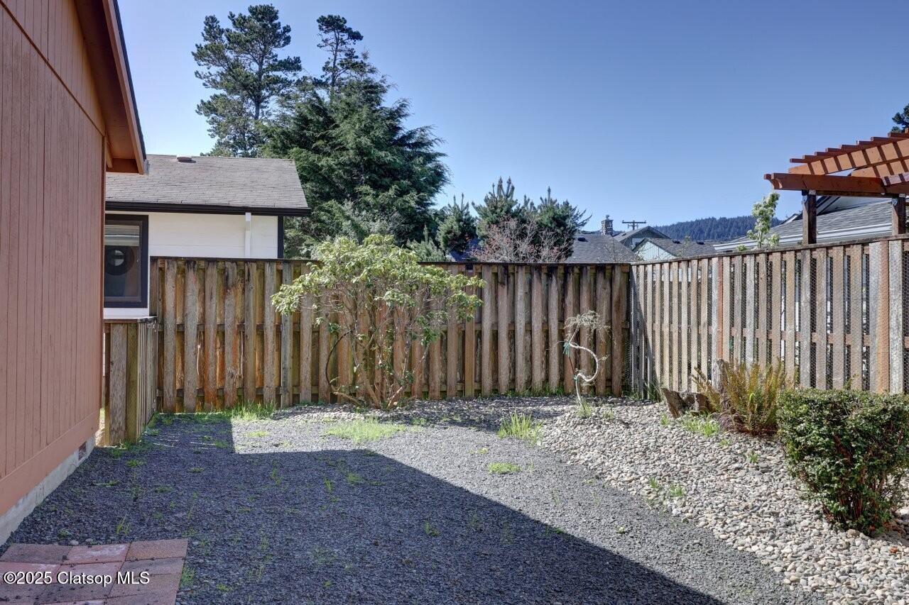 1616 S Edgewood Street Property Photo 39