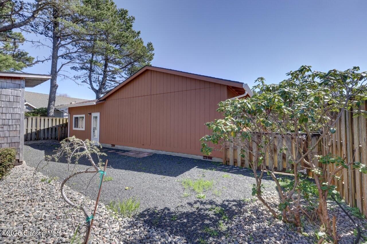 1616 S Edgewood Street Property Photo 42