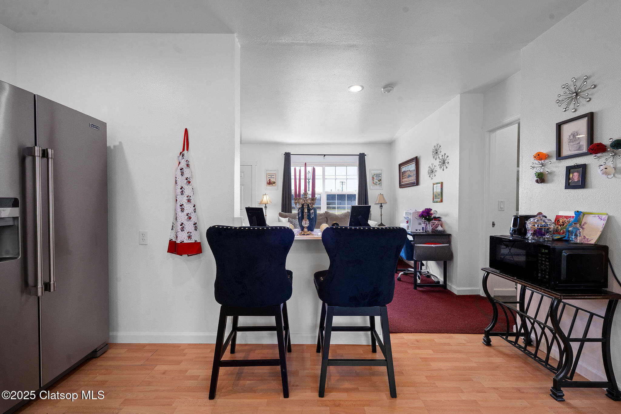 925 Irvine Place Property Photo 8