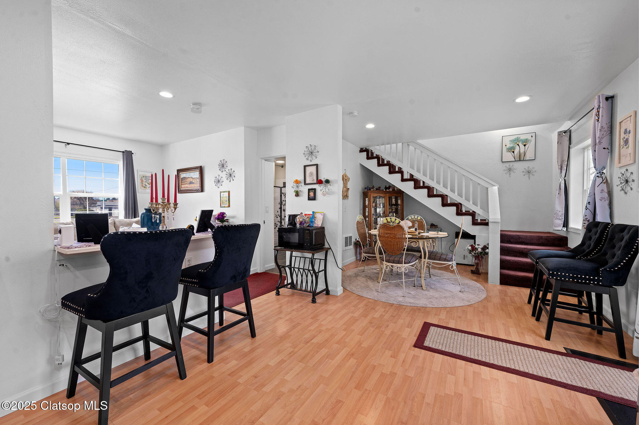 925 Irvine Place Property Photo 12