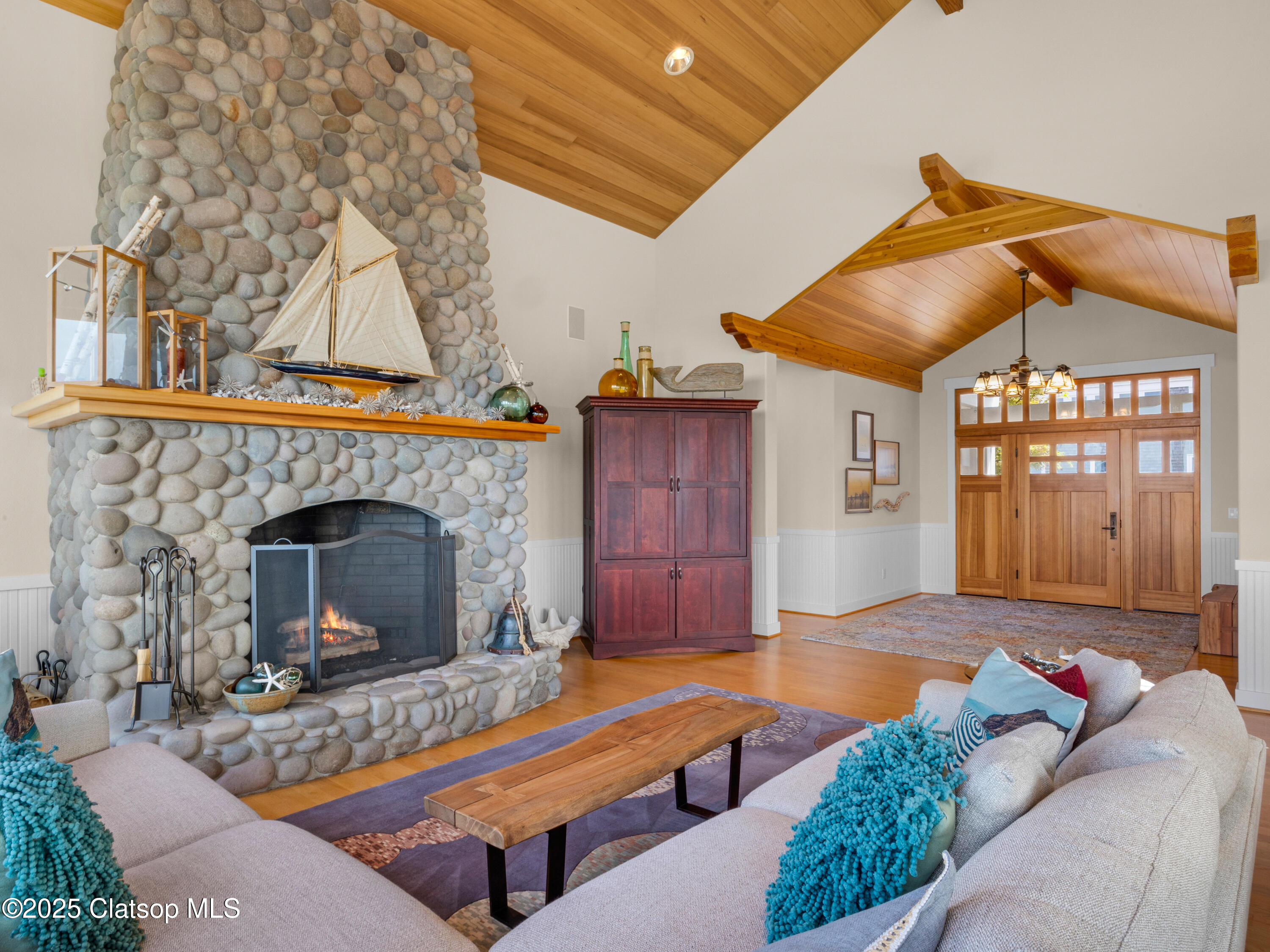 5270 High Ridge Road Property Photo 6