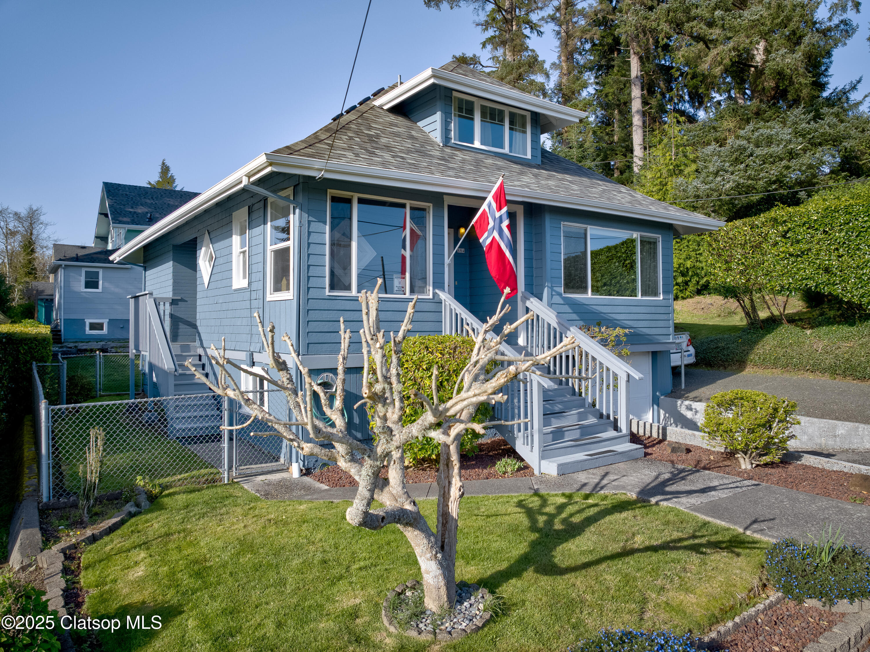 884 Niagara Avenue Property Photo 61