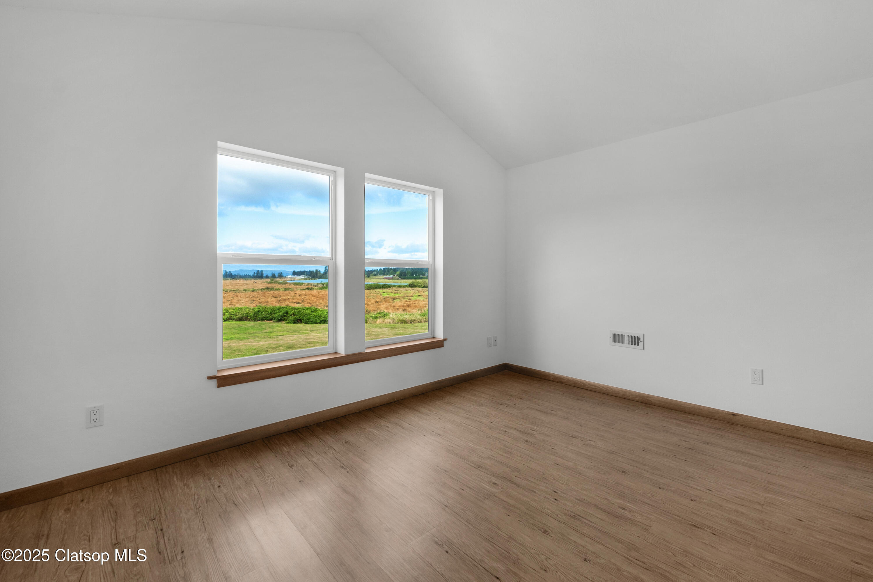 90713 Fort Clatsop Road Property Photo 20