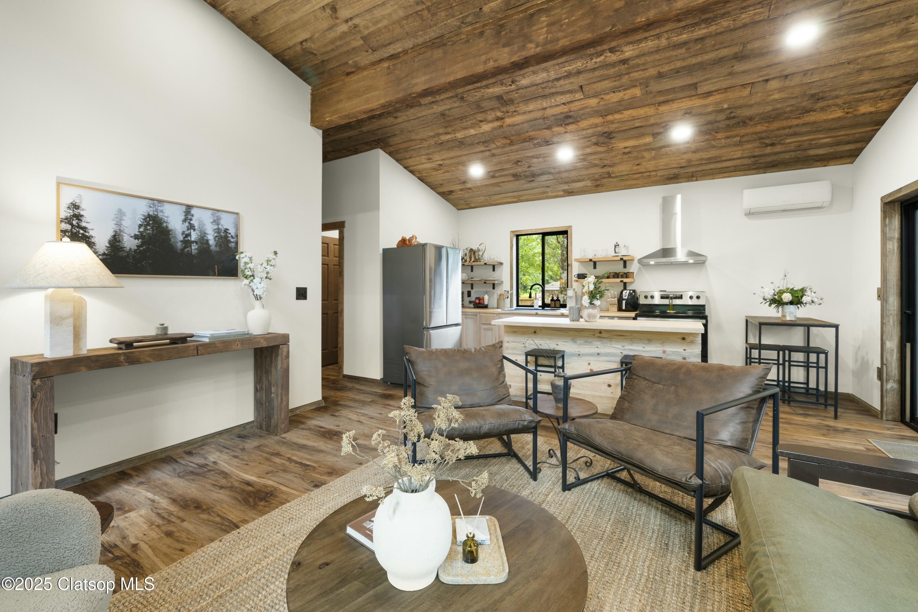 82339 Maple Road Property Photo 10
