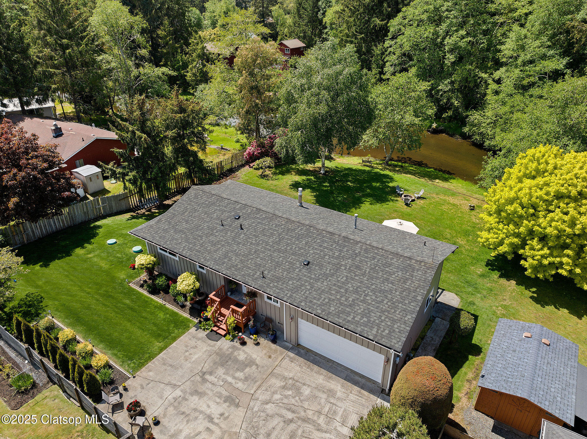 294 Woodland Avenue Property Photo 1