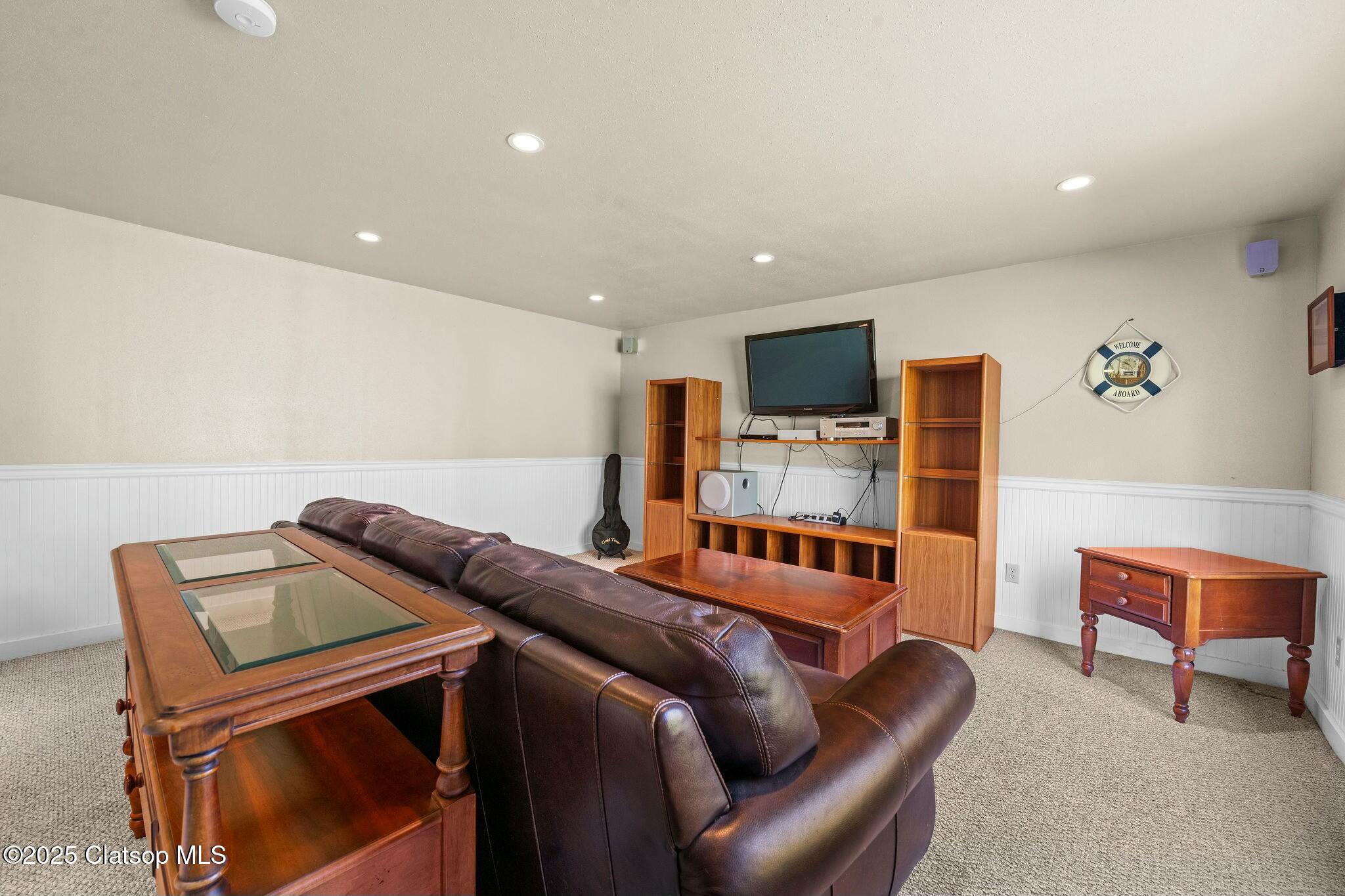 294 Woodland Avenue Property Photo 30