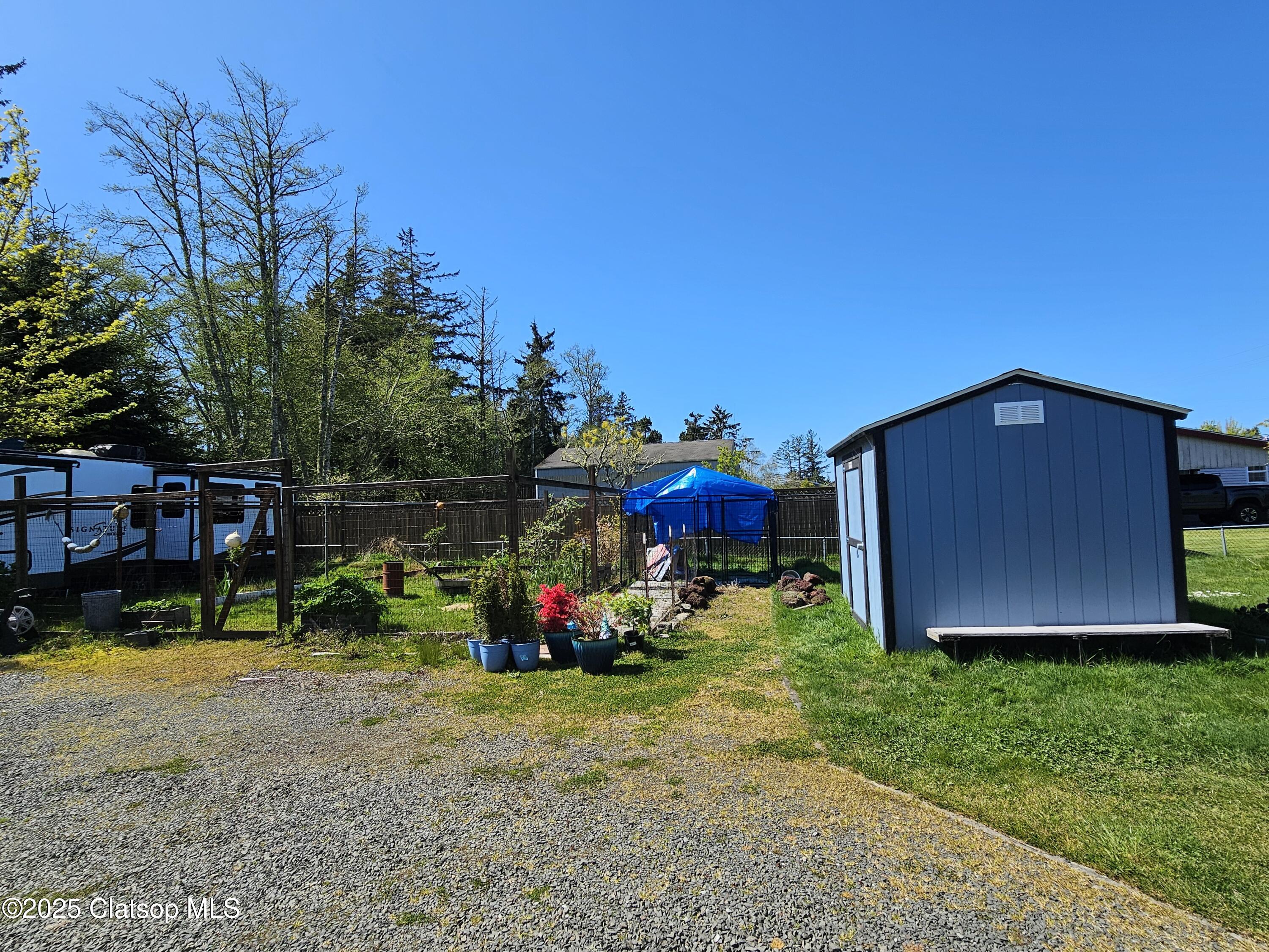 472 7th Avenue Property Photo 15
